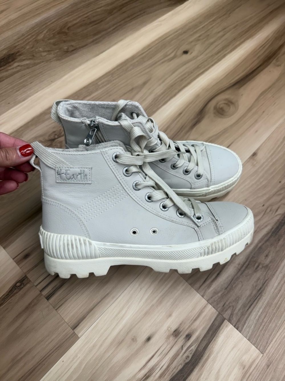 Blowfish Cream Lace-Up High-Top Platform Boots